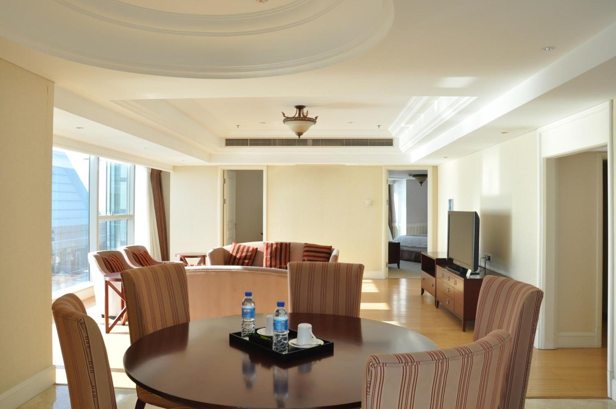 Qingdao Jinshan We+ Holiday Apartment Экстерьер фото